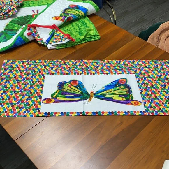 The Very Hungry Caterpillar Nursery Crib Set - Picture 2 of 15